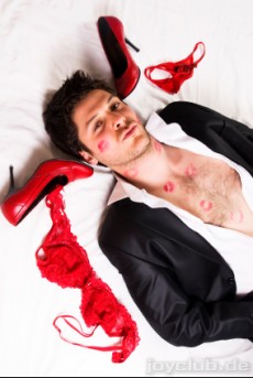 Spätestens wenn der Partner so ausschaut und trotzdem nicht mehr auf eure Wünsche reagiert, solltet ihr reden.